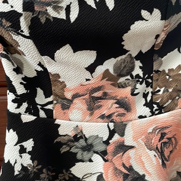 Black and Pink Floral Dress - Picture 2 of 3